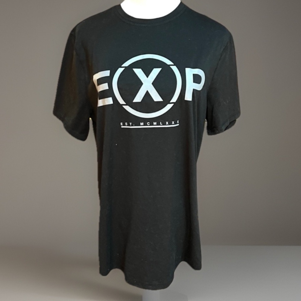 Black and gray Express sz S/P super soft T-shirt